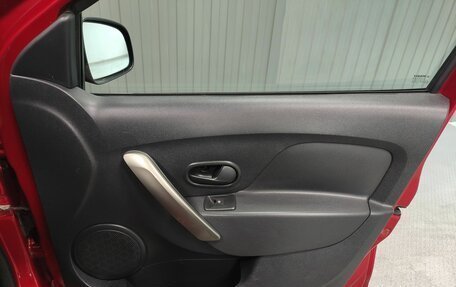 Renault Sandero II рестайлинг, 2015 год, 715 000 рублей, 16 фотография