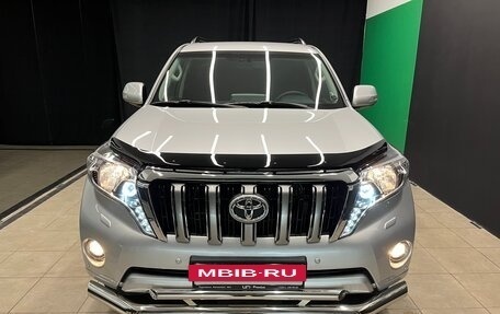 Toyota Land Cruiser Prado 150 рестайлинг 2, 2013 год, 3 590 000 рублей, 2 фотография