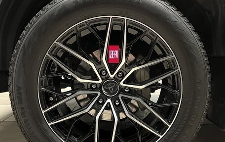 Toyota Land Cruiser Prado 150 рестайлинг 2, 2013 год, 3 590 000 рублей, 31 фотография