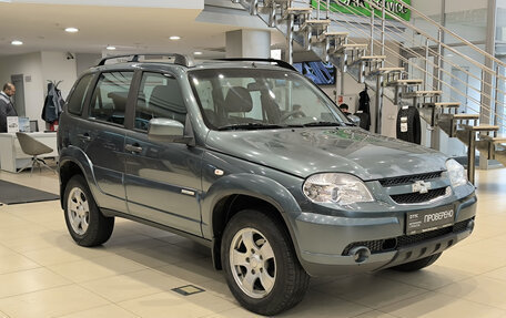 Chevrolet Niva I рестайлинг, 2012 год, 398 000 рублей, 3 фотография