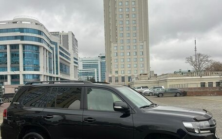 Toyota Land Cruiser 200, 2019 год, 5 800 000 рублей, 7 фотография
