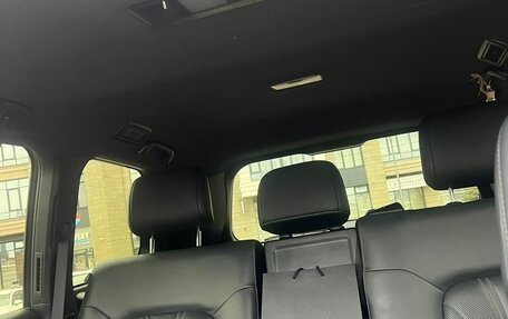 Toyota Land Cruiser 200, 2019 год, 5 800 000 рублей, 21 фотография