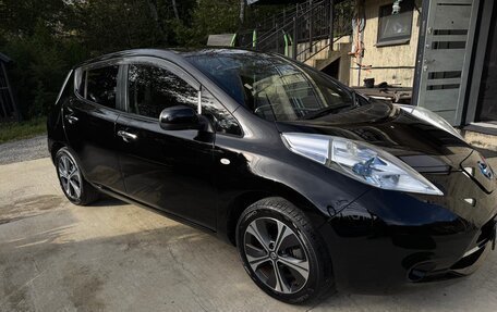 Nissan Leaf I, 2015 год, 1 150 000 рублей, 10 фотография