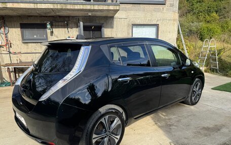 Nissan Leaf I, 2015 год, 1 150 000 рублей, 12 фотография