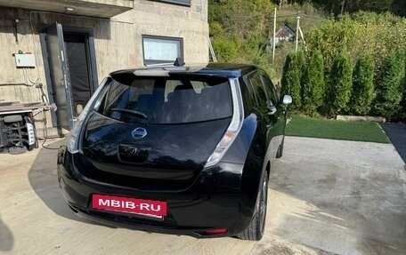 Nissan Leaf I, 2015 год, 1 150 000 рублей, 16 фотография