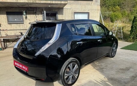 Nissan Leaf I, 2015 год, 1 150 000 рублей, 13 фотография