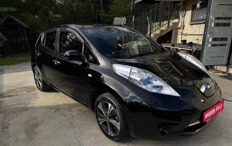 Nissan Leaf I, 2015 год, 1 150 000 рублей, 9 фотография