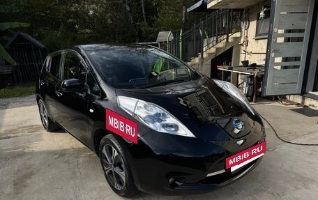 Nissan Leaf I, 2015 год, 1 150 000 рублей, 8 фотография