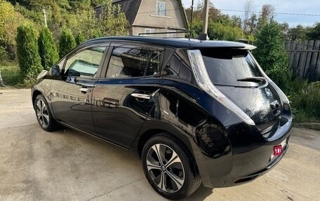 Nissan Leaf I, 2015 год, 1 150 000 рублей, 23 фотография