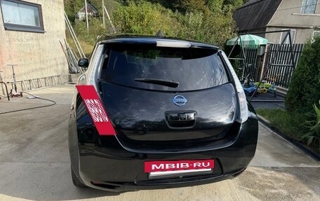 Nissan Leaf I, 2015 год, 1 150 000 рублей, 19 фотография