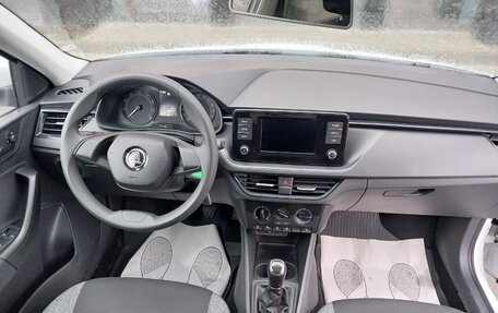 Skoda Rapid II, 2021 год, 1 420 000 рублей, 14 фотография