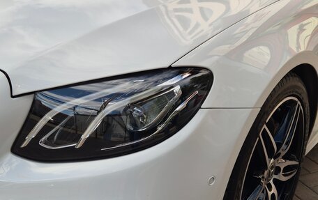 Mercedes-Benz E-Класс, 2017 год, 3 950 000 рублей, 5 фотография