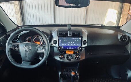 Toyota RAV4, 2011 год, 1 240 000 рублей, 6 фотография
