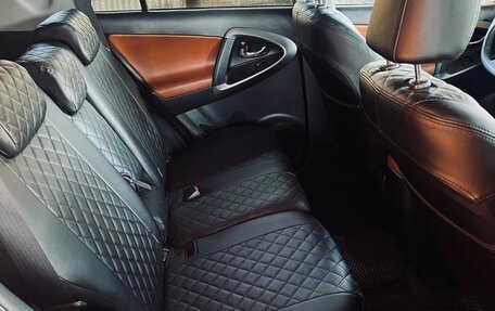 Toyota RAV4, 2011 год, 1 240 000 рублей, 13 фотография