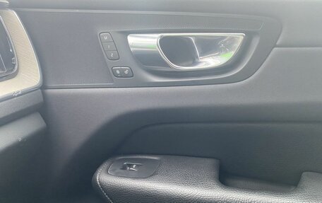 Volvo XC60 II, 2020 год, 3 499 000 рублей, 10 фотография