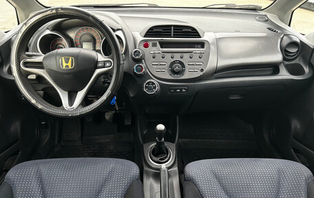 Honda Jazz II рестайлинг, 2009 год, 600 000 рублей, 12 фотография