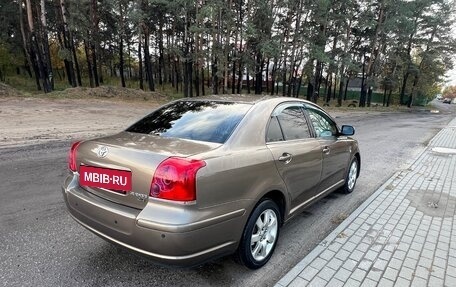 Toyota Avensis III рестайлинг, 2004 год, 575 000 рублей, 5 фотография