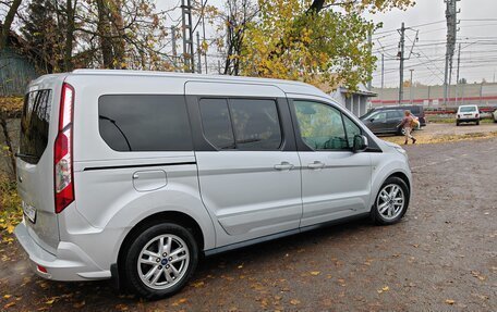 Ford Tourneo Connect II рестайлинг, 2019 год, 2 550 000 рублей, 4 фотография