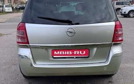 Opel Zafira B, 2012 год, 700 000 рублей, 4 фотография