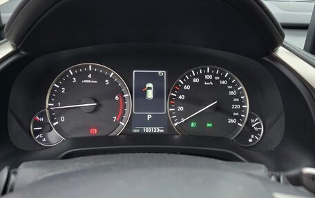 Lexus RX IV рестайлинг, 2019 год, 4 300 000 рублей, 10 фотография