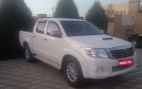 Toyota Hilux VII, 2014 год, 2 050 000 рублей, 1 фотография