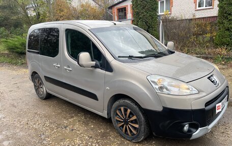 Peugeot Partner II рестайлинг 2, 2010 год, 630 000 рублей, 4 фотография