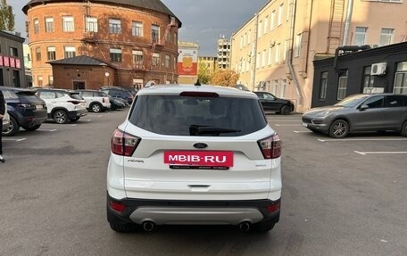 Ford Kuga III, 2017 год, 1 900 000 рублей, 11 фотография