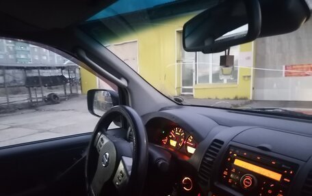 Nissan Navara (Frontier), 2008 год, 1 400 000 рублей, 2 фотография