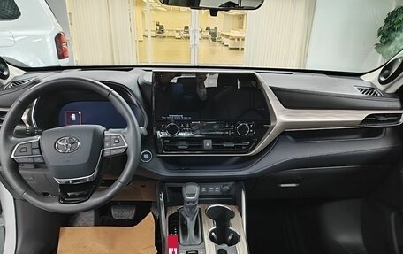 Toyota Highlander, 2025 год, 6 500 000 рублей, 6 фотография