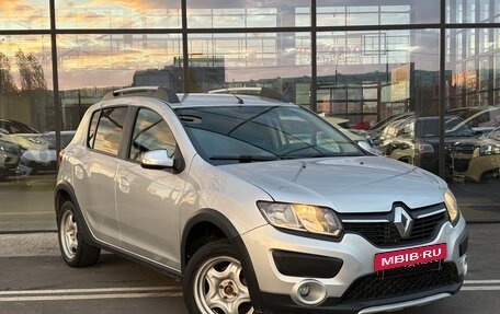 Renault Sandero II рестайлинг, 2016 год, 760 000 рублей, 2 фотография