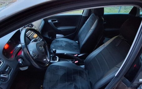 Volkswagen Polo VI (EU Market), 2014 год, 800 000 рублей, 4 фотография