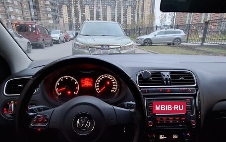 Volkswagen Polo VI (EU Market), 2014 год, 800 000 рублей, 3 фотография