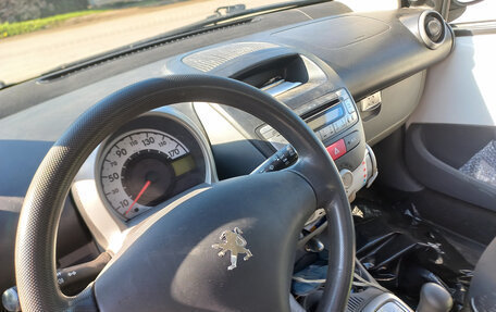 Peugeot 107 I рестайлинг, 2011 год, 560 000 рублей, 7 фотография