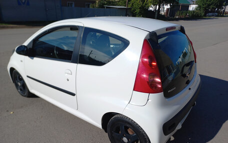 Peugeot 107 I рестайлинг, 2011 год, 560 000 рублей, 11 фотография