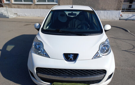 Peugeot 107 I рестайлинг, 2011 год, 560 000 рублей, 15 фотография