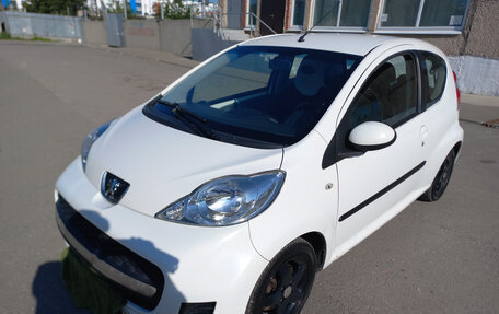 Peugeot 107 I рестайлинг, 2011 год, 560 000 рублей, 16 фотография