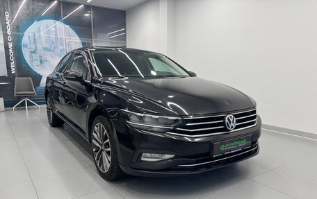 Volkswagen Passat B8 рестайлинг, 2020 год, 1 900 000 рублей, 3 фотография