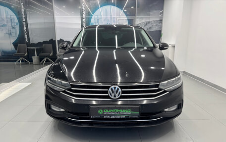 Volkswagen Passat B8 рестайлинг, 2020 год, 1 900 000 рублей, 2 фотография