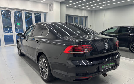 Volkswagen Passat B8 рестайлинг, 2020 год, 1 900 000 рублей, 6 фотография