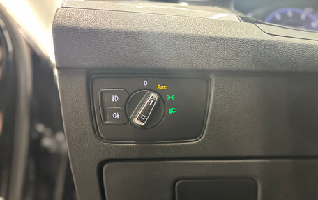 Volkswagen Passat B8 рестайлинг, 2020 год, 1 900 000 рублей, 25 фотография