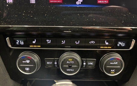 Volkswagen Passat B8 рестайлинг, 2020 год, 1 900 000 рублей, 19 фотография