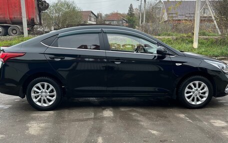 Hyundai Solaris II рестайлинг, 2018 год, 1 120 000 рублей, 2 фотография
