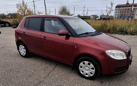 Skoda Fabia II, 2009 год, 450 000 рублей, 2 фотография
