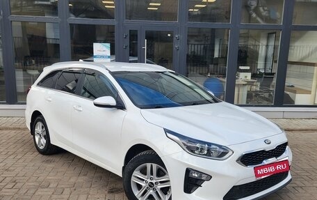 KIA cee'd III, 2019 год, 1 650 000 рублей, 2 фотография