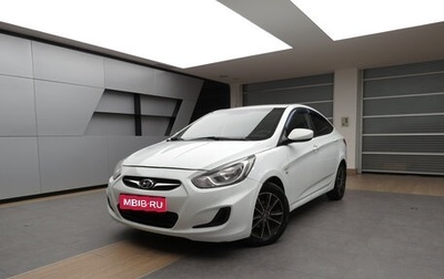 Hyundai Solaris II рестайлинг, 2011 год, 645 000 рублей, 1 фотография