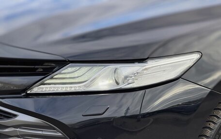 Toyota Camry, 2019 год, 2 750 000 рублей, 8 фотография