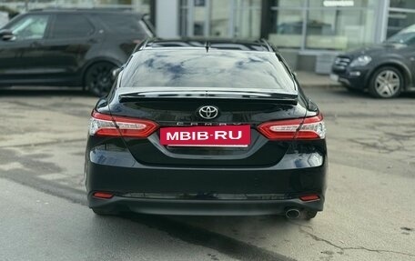 Toyota Camry, 2019 год, 2 750 000 рублей, 5 фотография