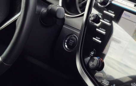 Toyota Camry, 2019 год, 2 750 000 рублей, 21 фотография