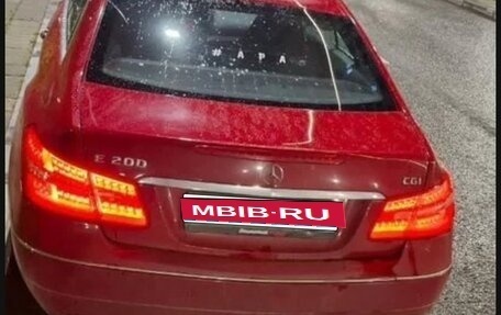 Mercedes-Benz E-Класс, 2011 год, 1 450 000 рублей, 3 фотография