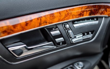 Mercedes-Benz S-Класс, 2009 год, 1 750 000 рублей, 20 фотография